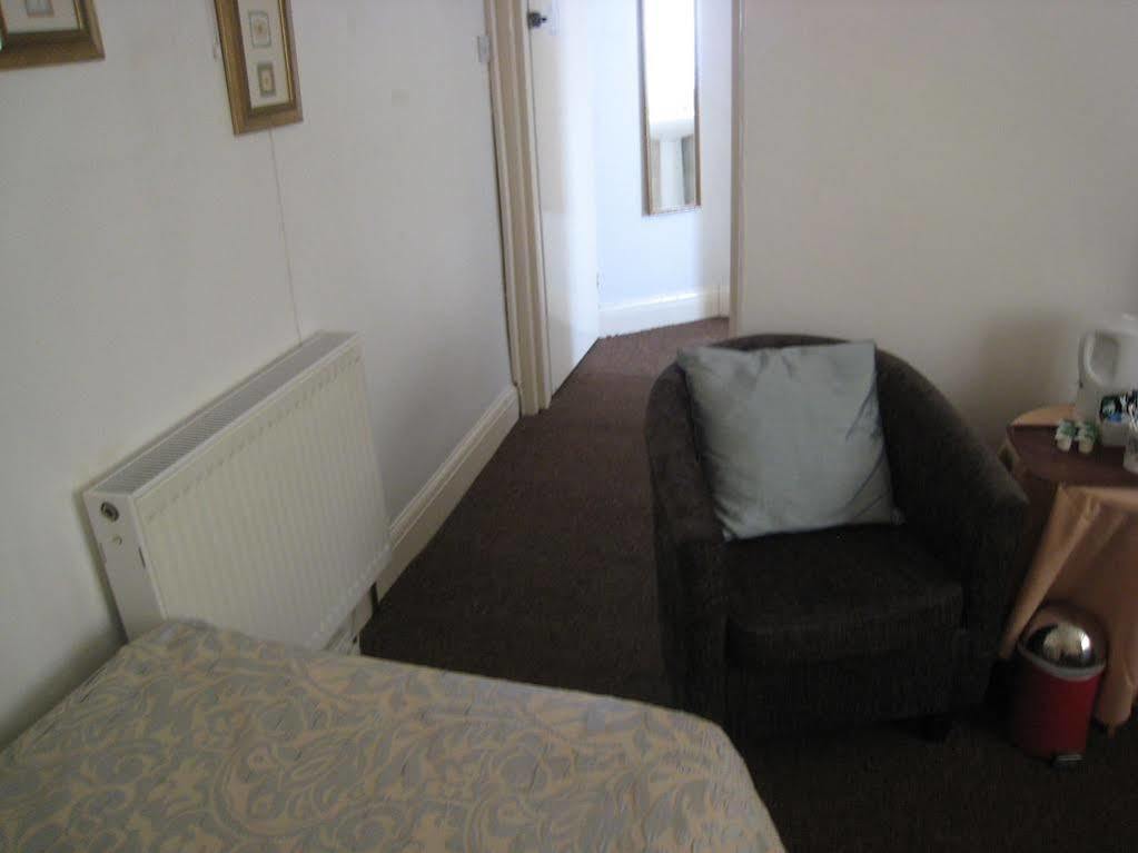 The Kenmore Guest House Llandudno Exterior foto